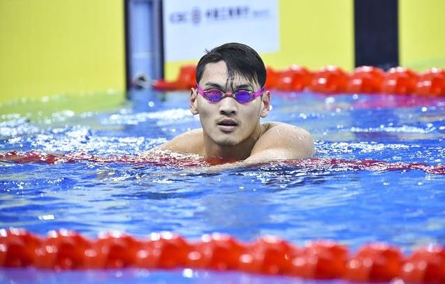 全國游泳錦標賽：潘展樂100米自由泳預賽第一
